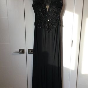 Formal occasion long gown, black, Christina Wu Elegance size 10